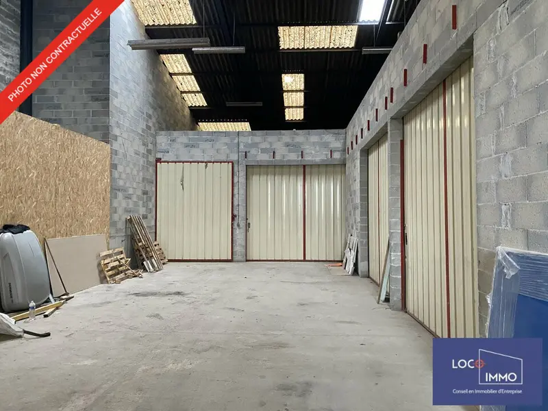 A louer Locaux d'activité 103m² Bruges