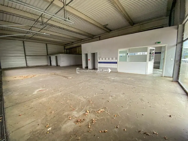 A louer Local commercial  352.6m² Castelnaudary