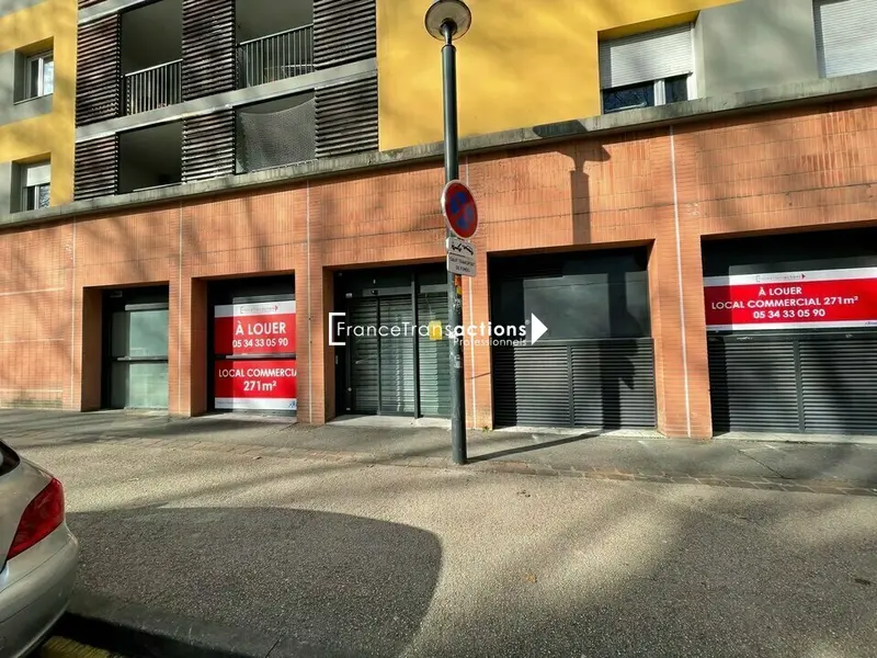 A louer Local commercial  271m² Toulouse