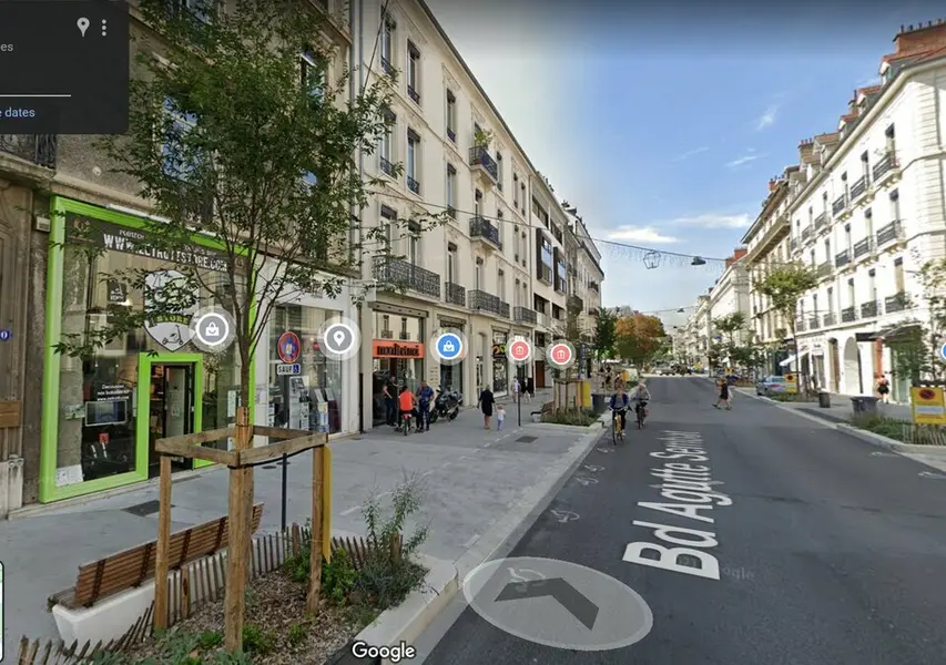 A louer Local commercial  245m² Grenoble