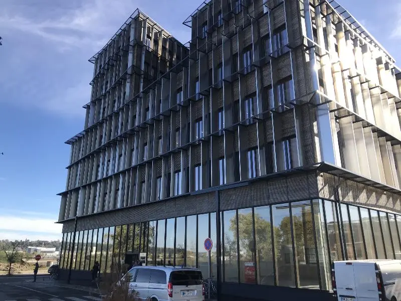 A louer Bureaux 1312.56m² Bordeaux