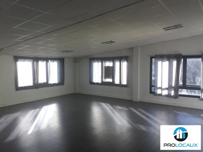 A louer Bureaux 310m² Seyssins