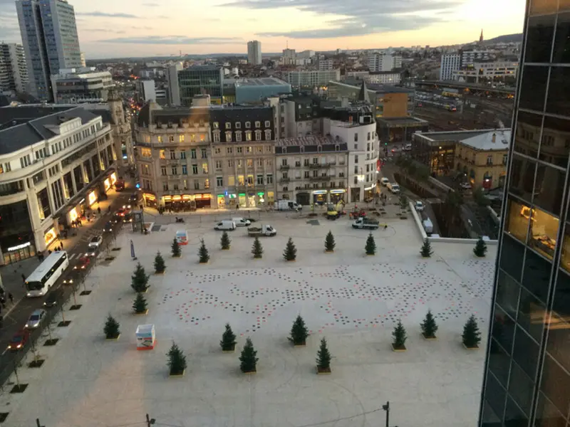 Etage élevé et vues dégagées face à la gare de Nancy