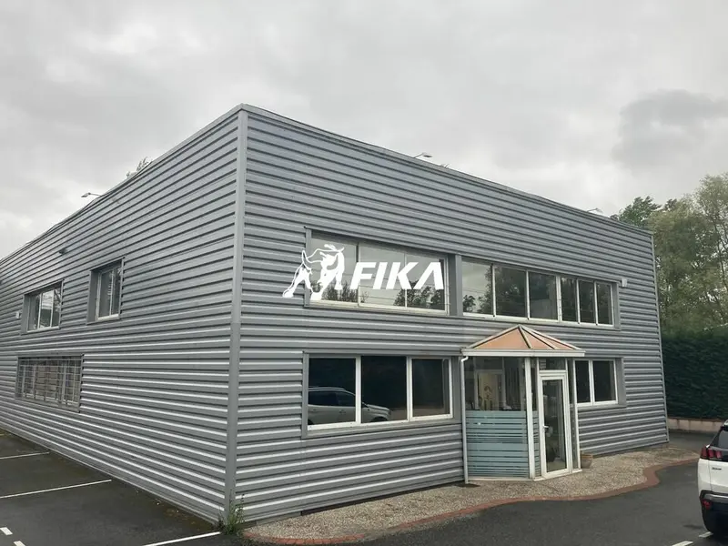 A LOUER BUREAUX 515 m² (31600) MURET