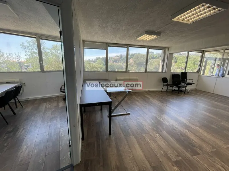 A louer Bureaux 180m² Villeneuve-Loubet