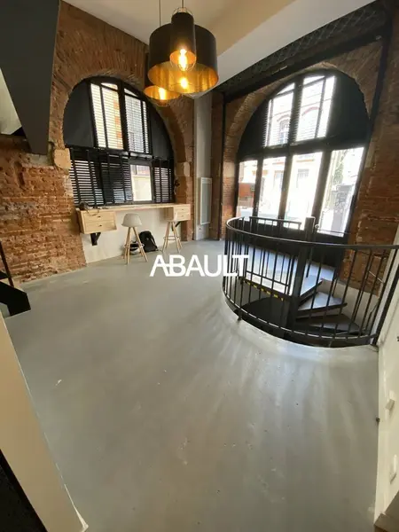 A louer Local commercial  117.86m² Toulouse