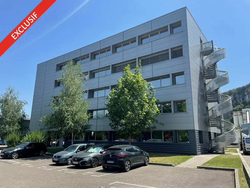 A louer Bureaux 81.65m² Fontaine