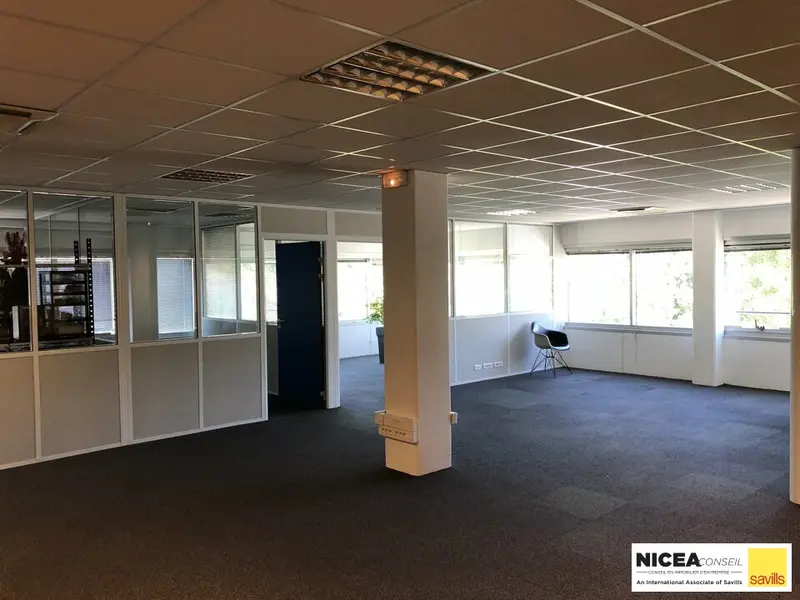 Bureaux situés à NICE LA PLAINE, en plein coeur de NICE MÉRIDIA.