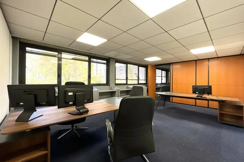 LE THOR VILLEURBANNE - BUREAUX 250 m²  - Achat / Location 