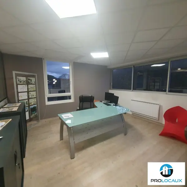 A louer Bureaux 95m² Voiron