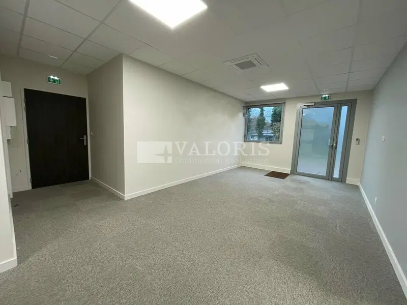 A louer Bureaux 71m² Dardilly