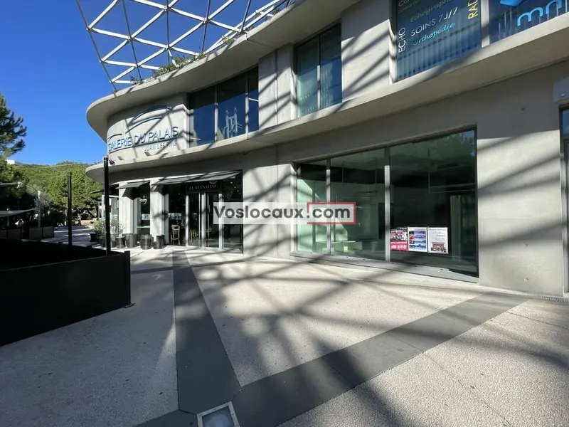 A louer Local commercial  37m² Antibes