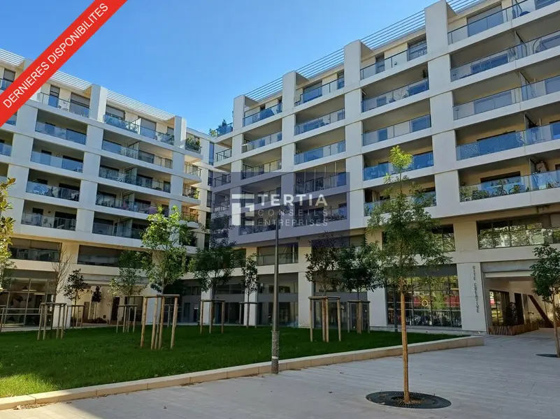 A vendre Local commercial  283.3m² Montpellier