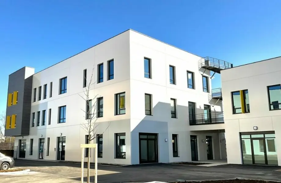 A louer Bureaux 109.3m² Rillieux-la-Pape