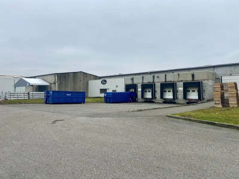 A vendre Locaux d'activité 4400m² Meyzieu