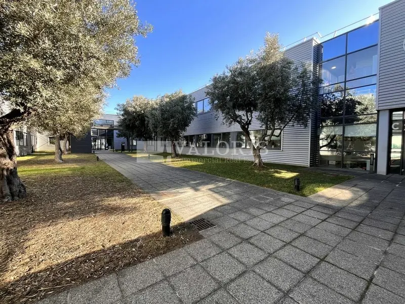 A louer Bureaux 663m² Marseille 16