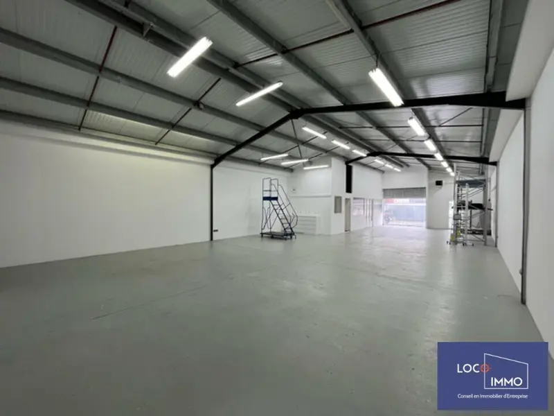 A vendre Locaux d'activité 217m² Lormont