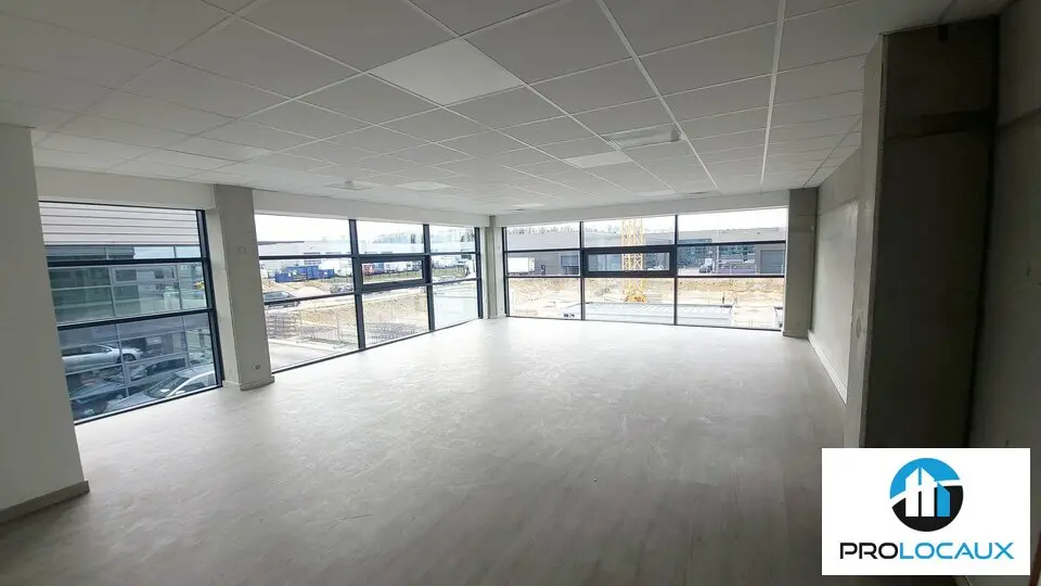 A louer Locaux d'activité 334m² Longueau