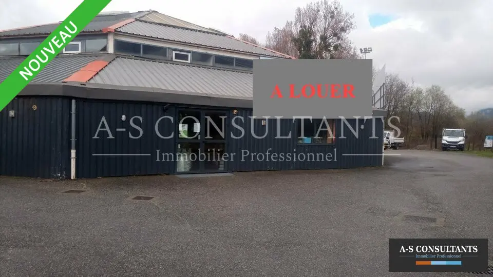 A louer Local commercial  176m² Tournon