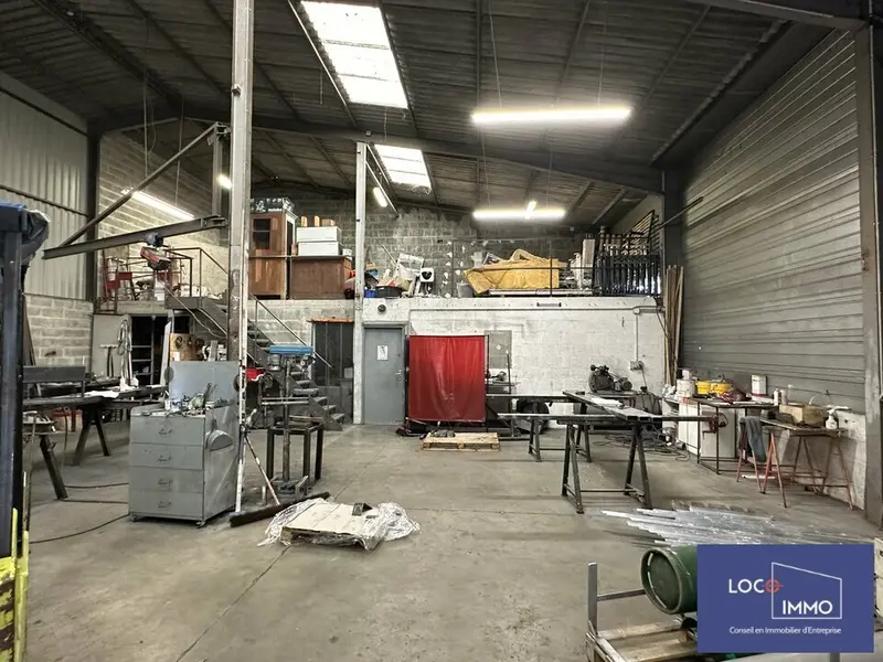 A louer Locaux d'activité 336m² Eysines