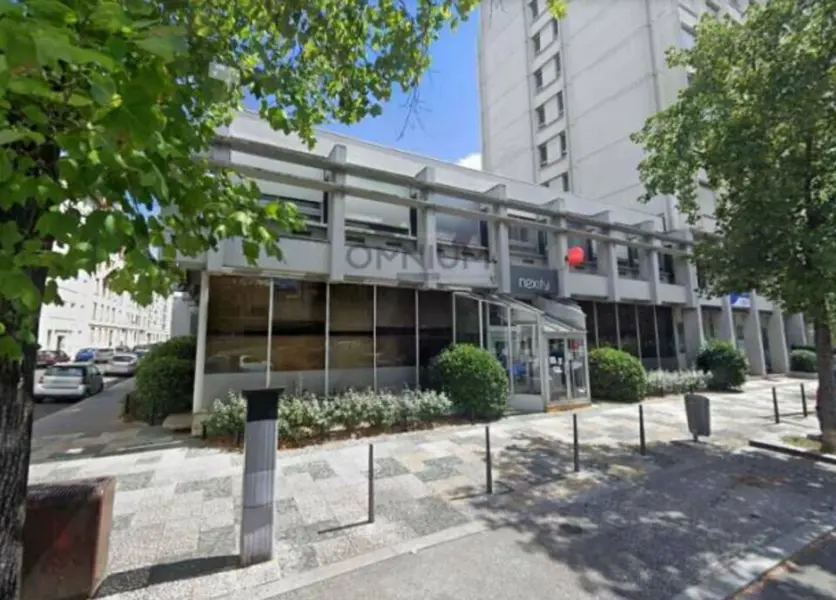 Bureaux de 363m² en RDC à Lyon 06 